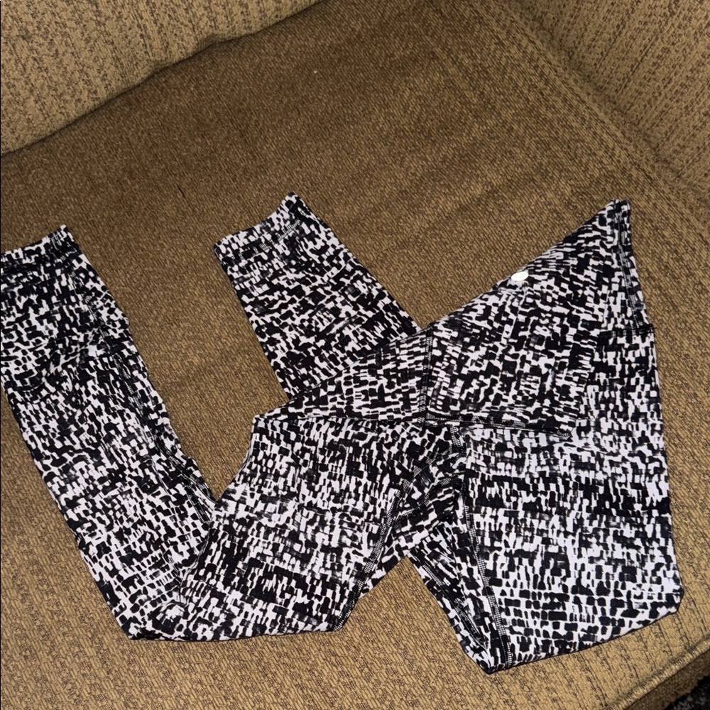 Lululemon Athletica Monochrome Abstract Leggings